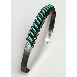 Handcrafted Vintage Zuni Sterling Silver PETIT POINT TURQUOISE Row Bracelet